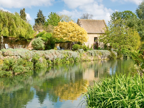 Cottage of the Week Dove Cottage at Upper Court